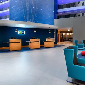https://holiday-inn-express-london-heathrow-t4.brighton-hotels-england.com