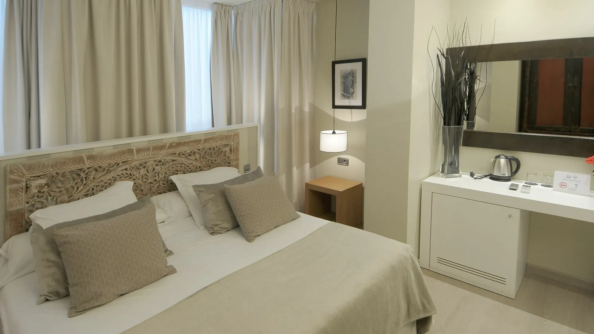 ** Bed and breakfast Serennia Exclusive Rooms Barcelona España