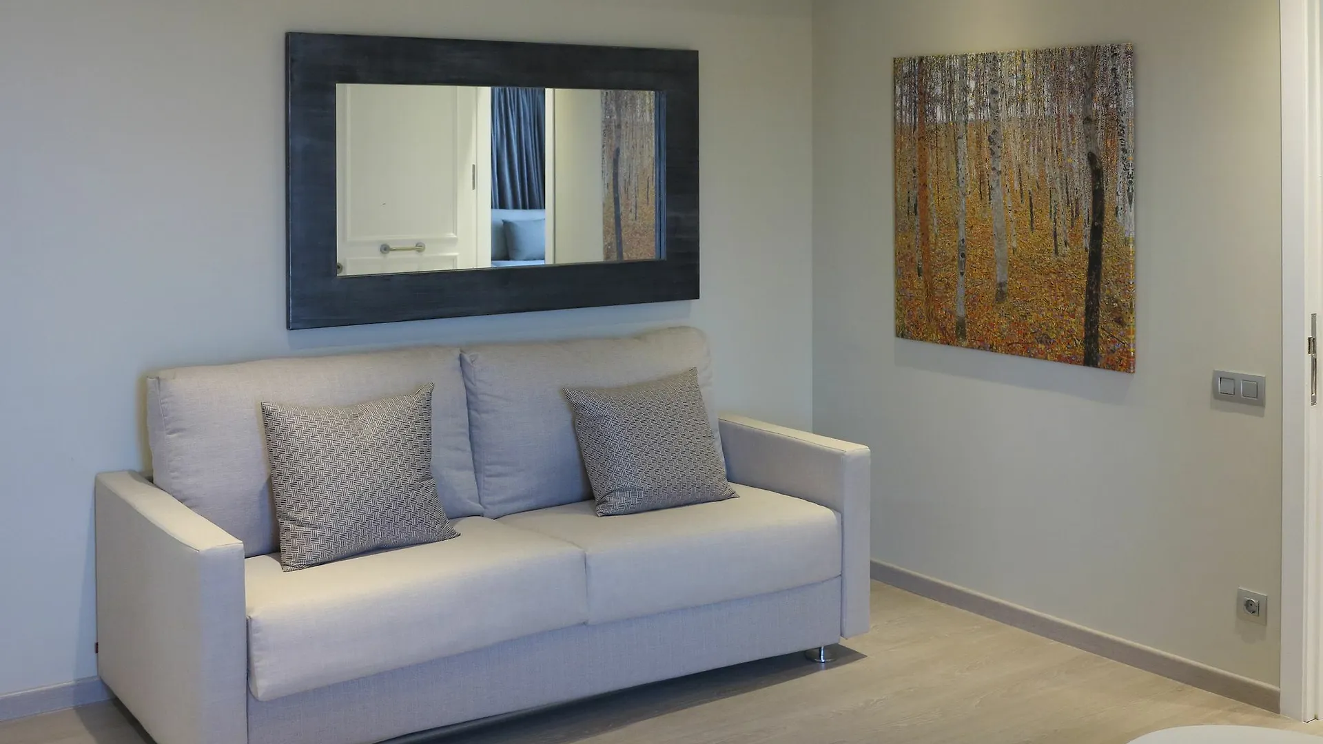 Serennia Exclusive Rooms Barcelona Bed and breakfast