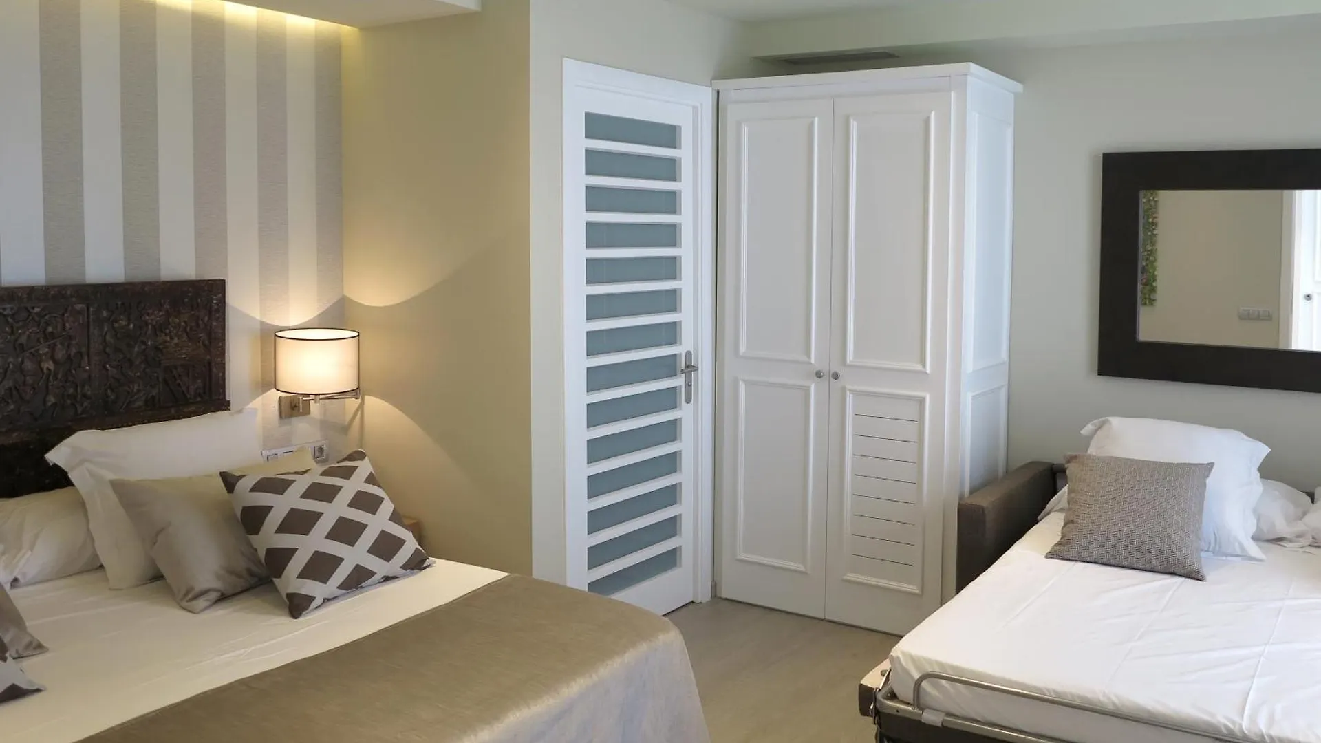 Nocleg ze śniadaniem Serennia Exclusive Rooms Barcelona